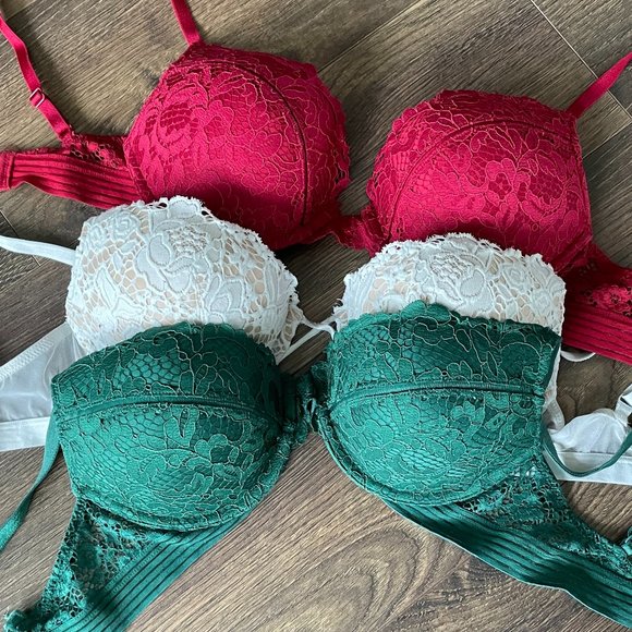 Victoria Secret - Bombshell Add-2-Cups Lace Push Up (set of 3) - Picture 1 of 4